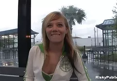 بهترین دوست کانال سکسی فیلم Gracelynn Moans آیا سحر و جادو خود را بر روی خروس من